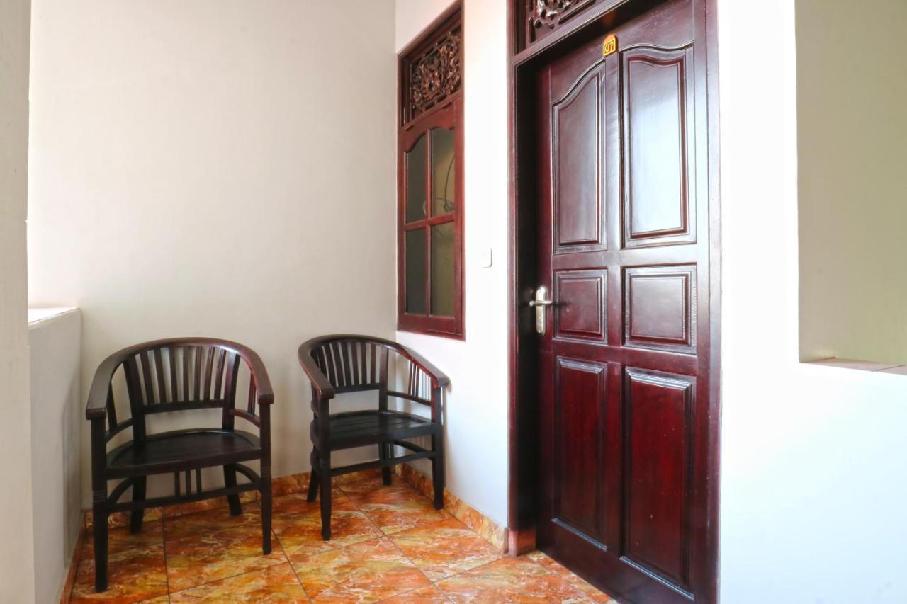 Bangsal Homestay Denpasar Esterno foto