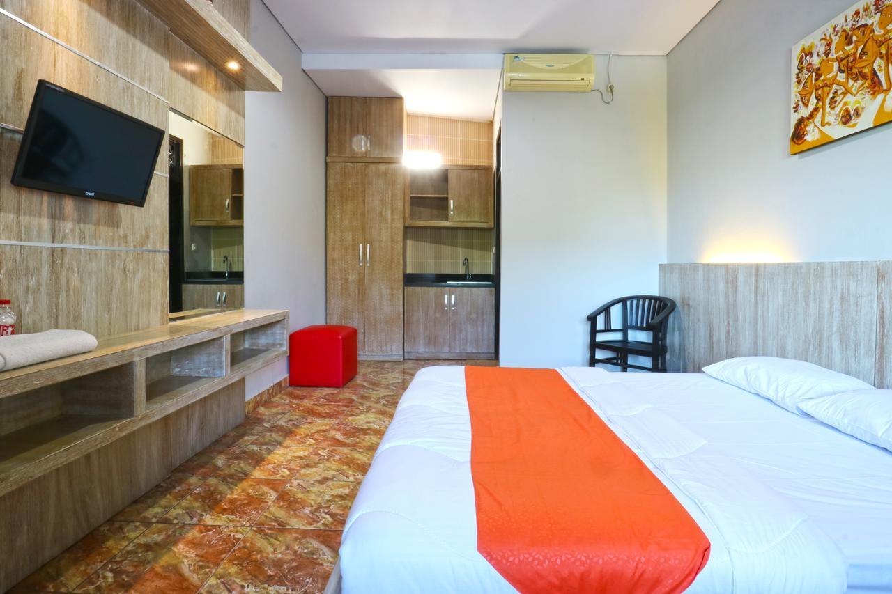 Bangsal Homestay Denpasar Esterno foto