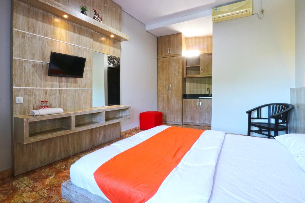 Bangsal Homestay Denpasar Esterno foto