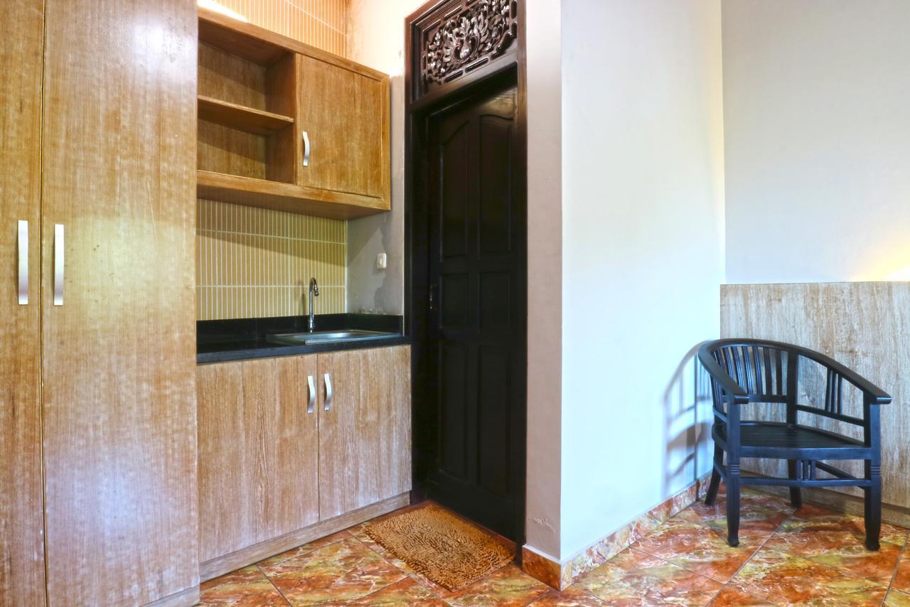 Bangsal Homestay Denpasar Esterno foto