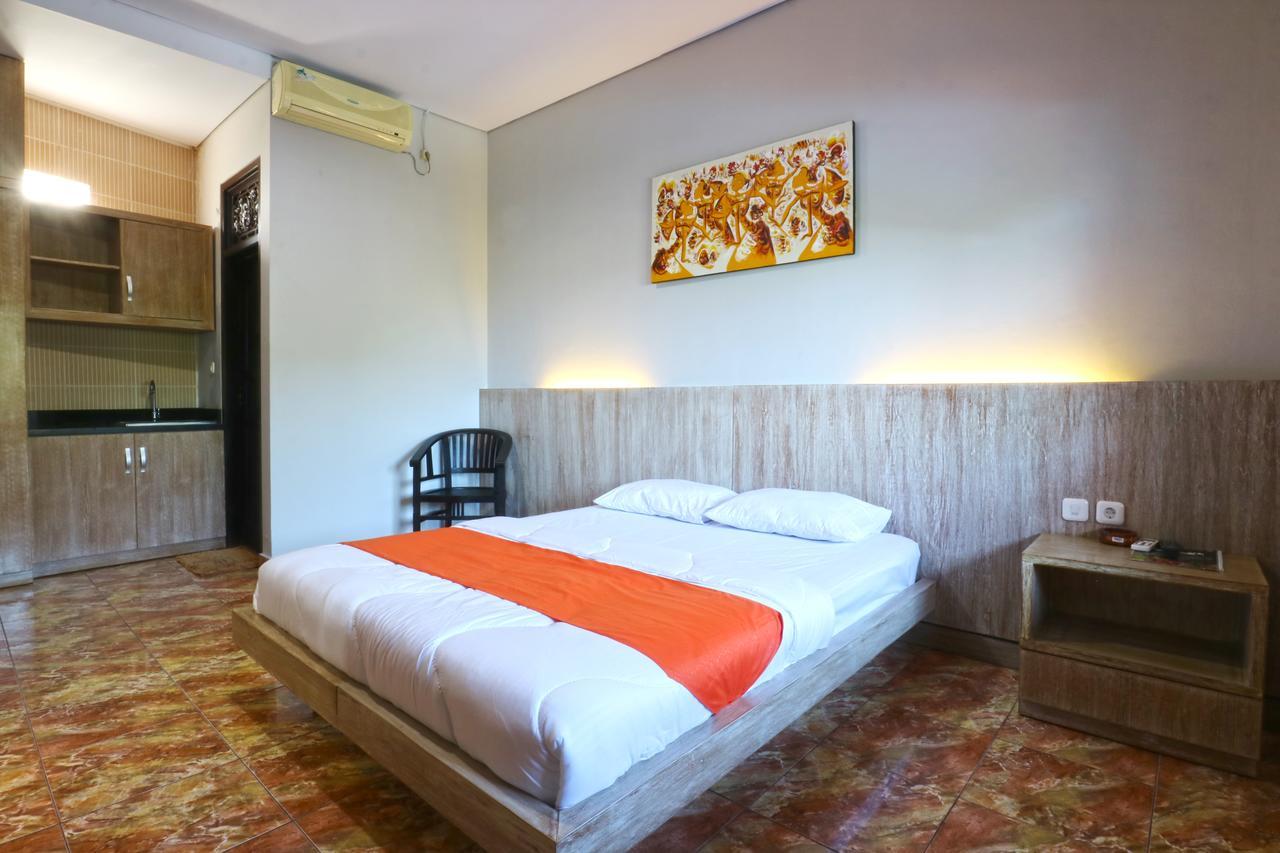 Bangsal Homestay Denpasar Esterno foto
