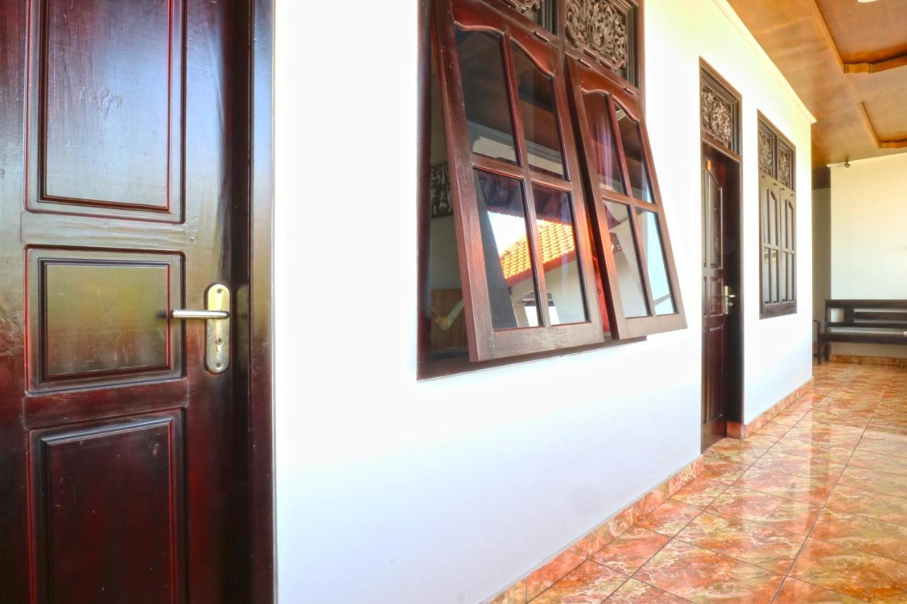 Bangsal Homestay Denpasar Esterno foto